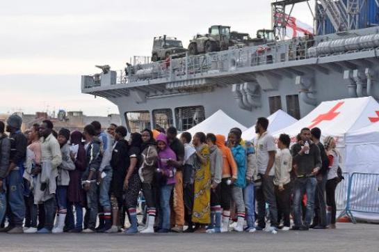 Migrants  plus de 100 000 arrivées en Europe par la Méditerranée en 2015